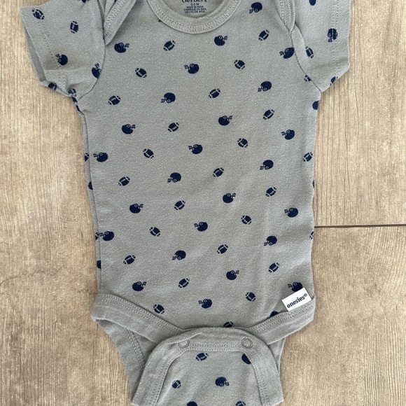 Gerber carters baby boy 0-3 month matching outfit set - Picture 6 of 7